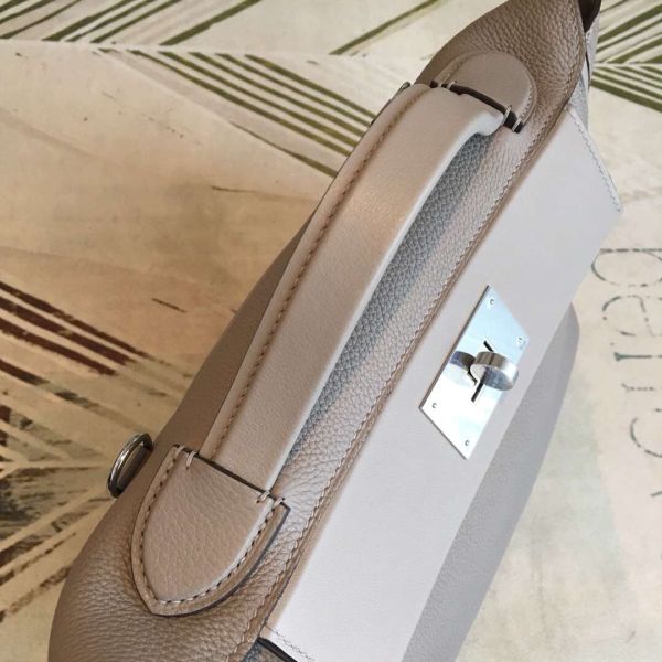 Hermes 24/24 29 Bag In Gris Asphalt Clemence Calfskin - Image 4