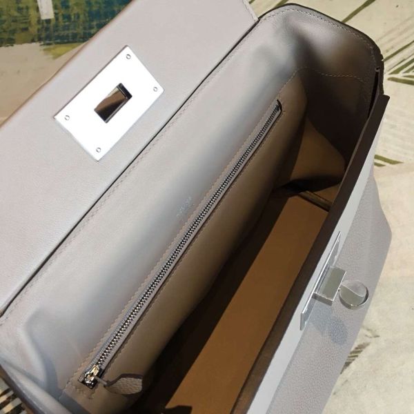 Hermes 24/24 29 Bag In Gris Asphalt Clemence Calfskin - Image 6