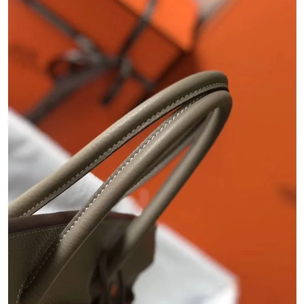 Hermes Birkin 35cm Bag In Gris Tourterelle Clemence Leather GHW - Image 4