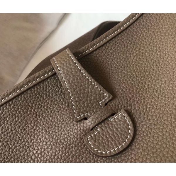 Hermes Evelyne III 29 PM Bag In Taupe Clemence Leather - Image 3