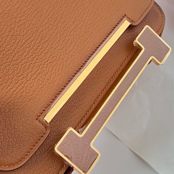 Hermes Geta Handmade Bag In Caramel Chevre Mysore Leather - Image 3
