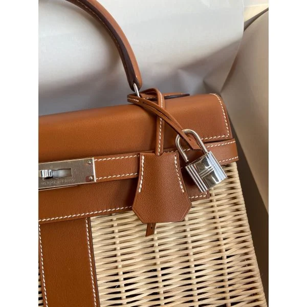 Hermes Picnic Kelly 28cm Bag in Wicker with Barenia Leather - Image 3