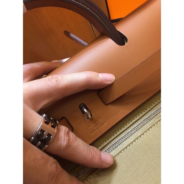 Hermes Herbag Zip 31cm Bag In Brown And Beige - Image 7