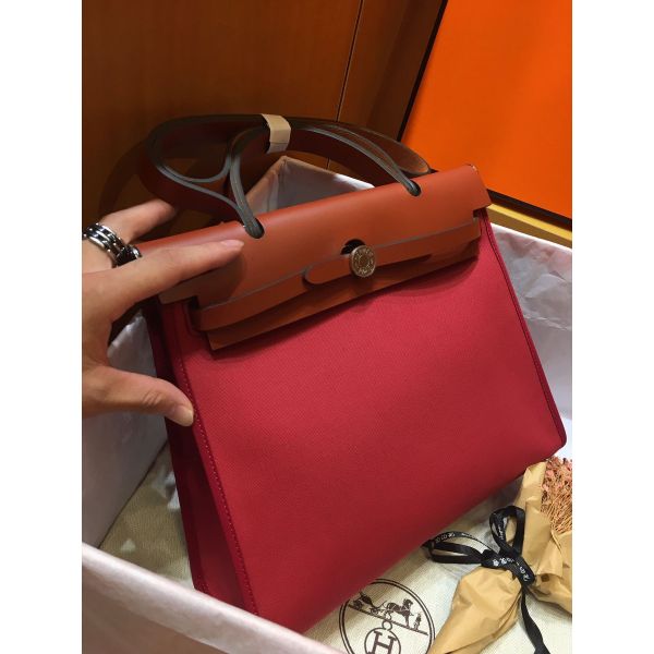 Hermes Herbag Zip 31cm Bag In Camel And Bordeaux - Image 3