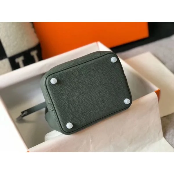 Hermes Picotin Lock 18 Bag In Vert Amande Clemence Leather - Image 3