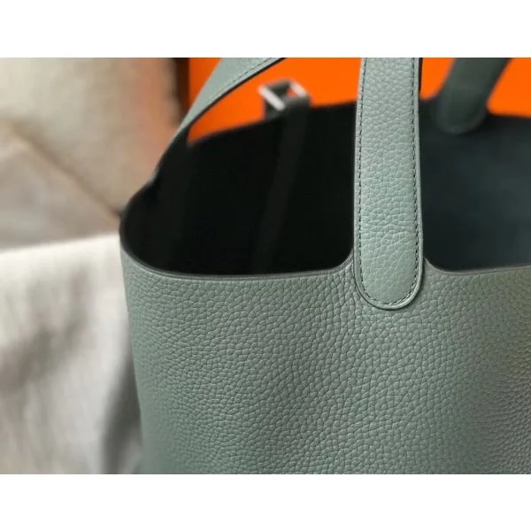 Hermes Picotin Lock 22 Bag In Vert Amande Clemence Leather - Image 7