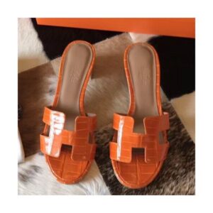 Hermes Oasis Sandals In Orange Shiny Niloticus Crocodile