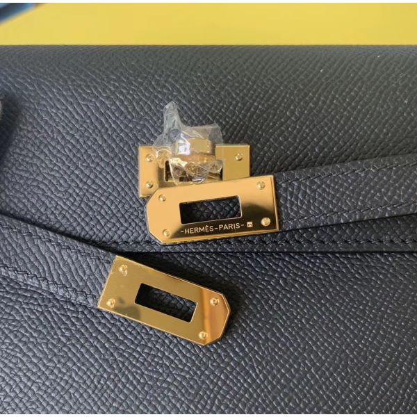 Hermes Kelly Classique To Go Wallet In Black Epsom Calfskin - Image 4