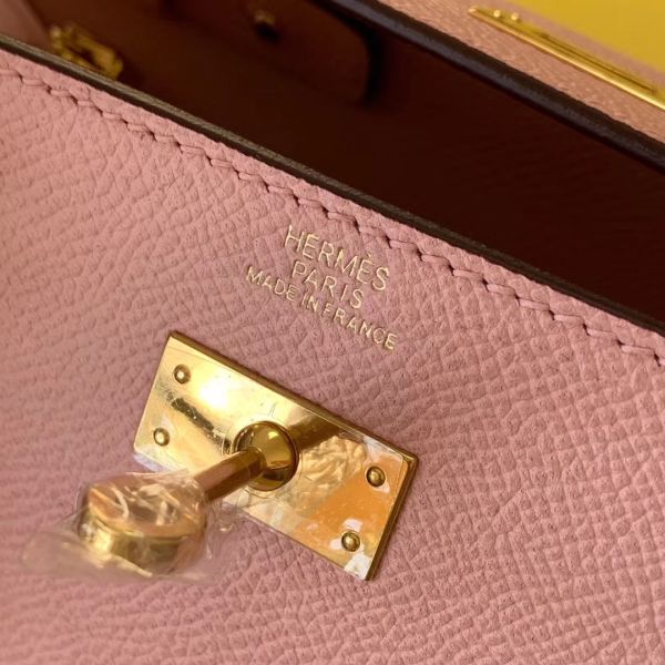 Hermes Kelly Classique To Go Wallet In Pink Epsom Calfskin - Image 7