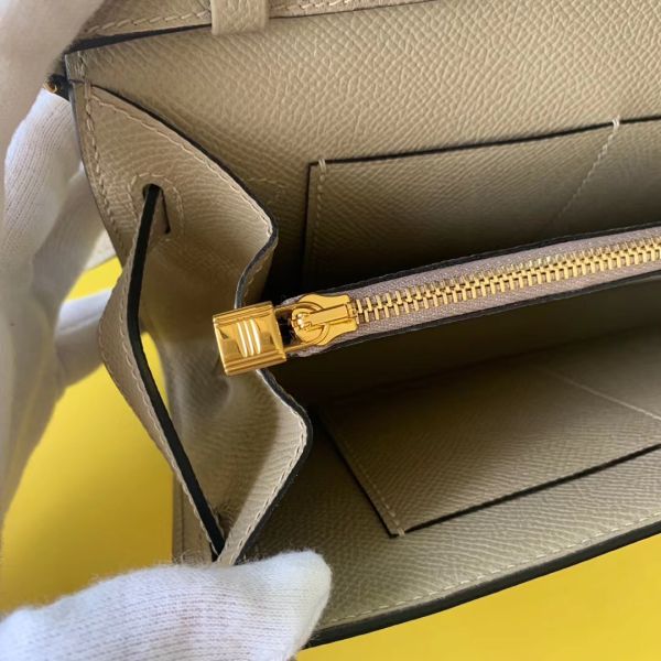 Hermes Kelly Classique To Go Wallet In Tourterelle Epsom Calfskin - Image 7