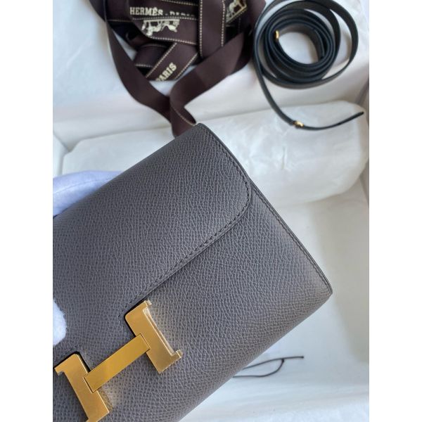 Hermes Constance To Go Wallet in Etain Epsom Calfskin - Image 3